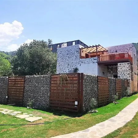 Vita Villa *